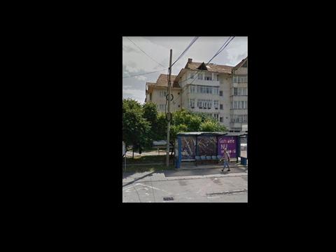 Vand Apartament 3 camere C.R. Vivu pozitionat sudic