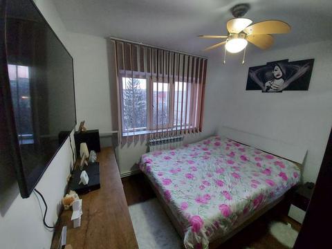 Vand apartament 2 camere zona Bucovina