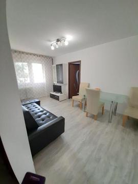 Vand apartament 3 camere