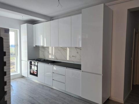 Vând apartament nou, mobilat și utilat complet