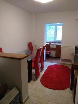 De vanzare apartament 3 camere decomandat zona gării