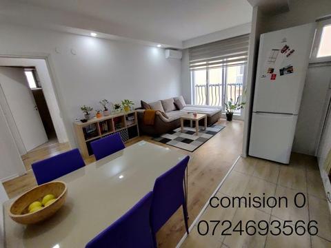 Închiriez apartament 3 camere Cosmopolis