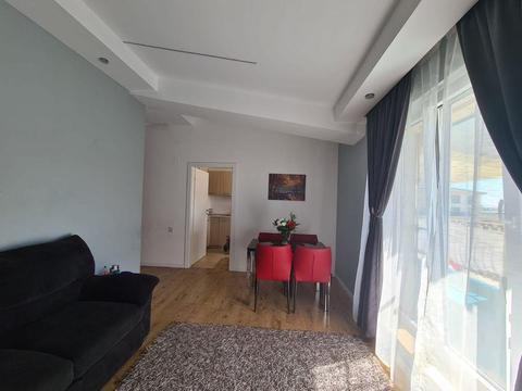 Vand apartament 3 camere