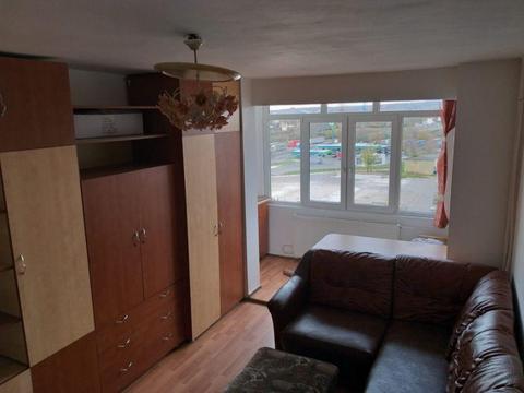 Inchiriez apartament cu 2 camere in Iosia