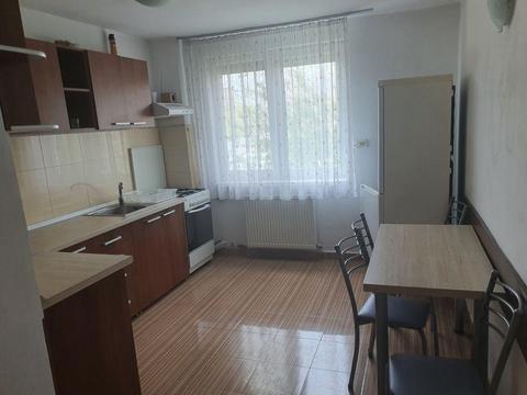 Dau în chirie apartament cu 2 camere zona Cantemir