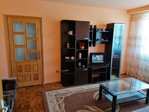 Închiriez apartament