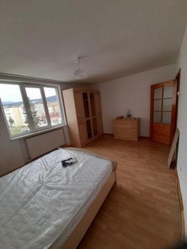 Apartament cu 2 camere de inchiriat