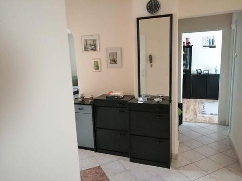 Apartament de închiriat 4 camere central