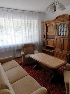 Dau in chirie apartament cu 3 camere, parter, Micro 16, B-dul Muncii