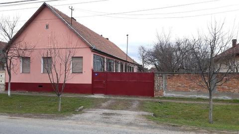 Casa locuibila de vânzare