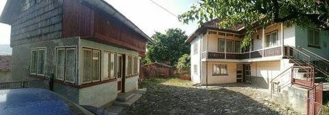 Casa Comarnic, cartier Ghiosesti